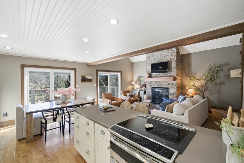 Panora, Iowa, 50216, United States, 4 Bedrooms Bedrooms, ,4 BathroomsBathrooms,Residential,Active,1993669