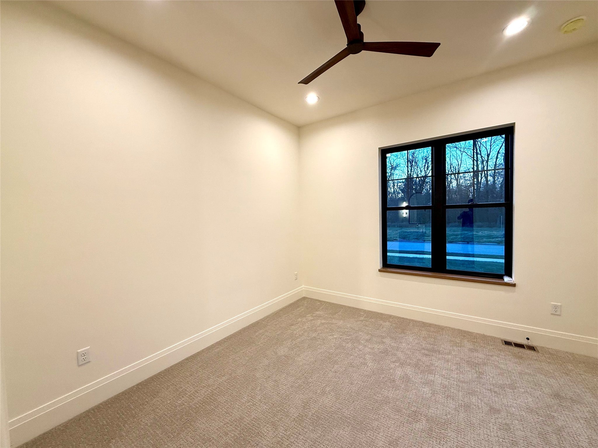 Waukee, Iowa, 50263, United States, 4 Bedrooms Bedrooms, ,5 BathroomsBathrooms,Residential,Active,1968122