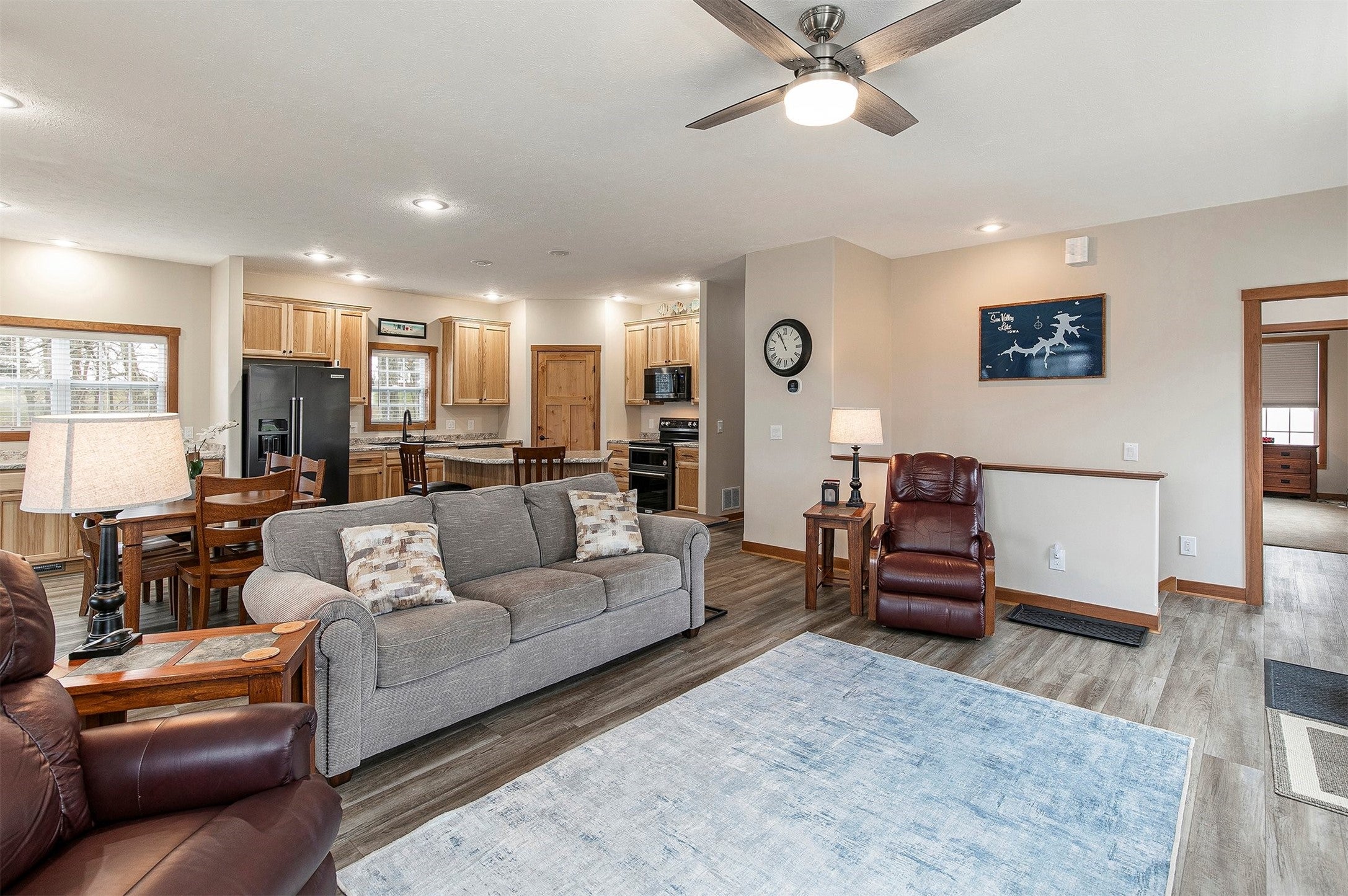 Ellston, Iowa, 50074, United States, 4 Bedrooms Bedrooms, ,3 BathroomsBathrooms,Residential,Active,2007034