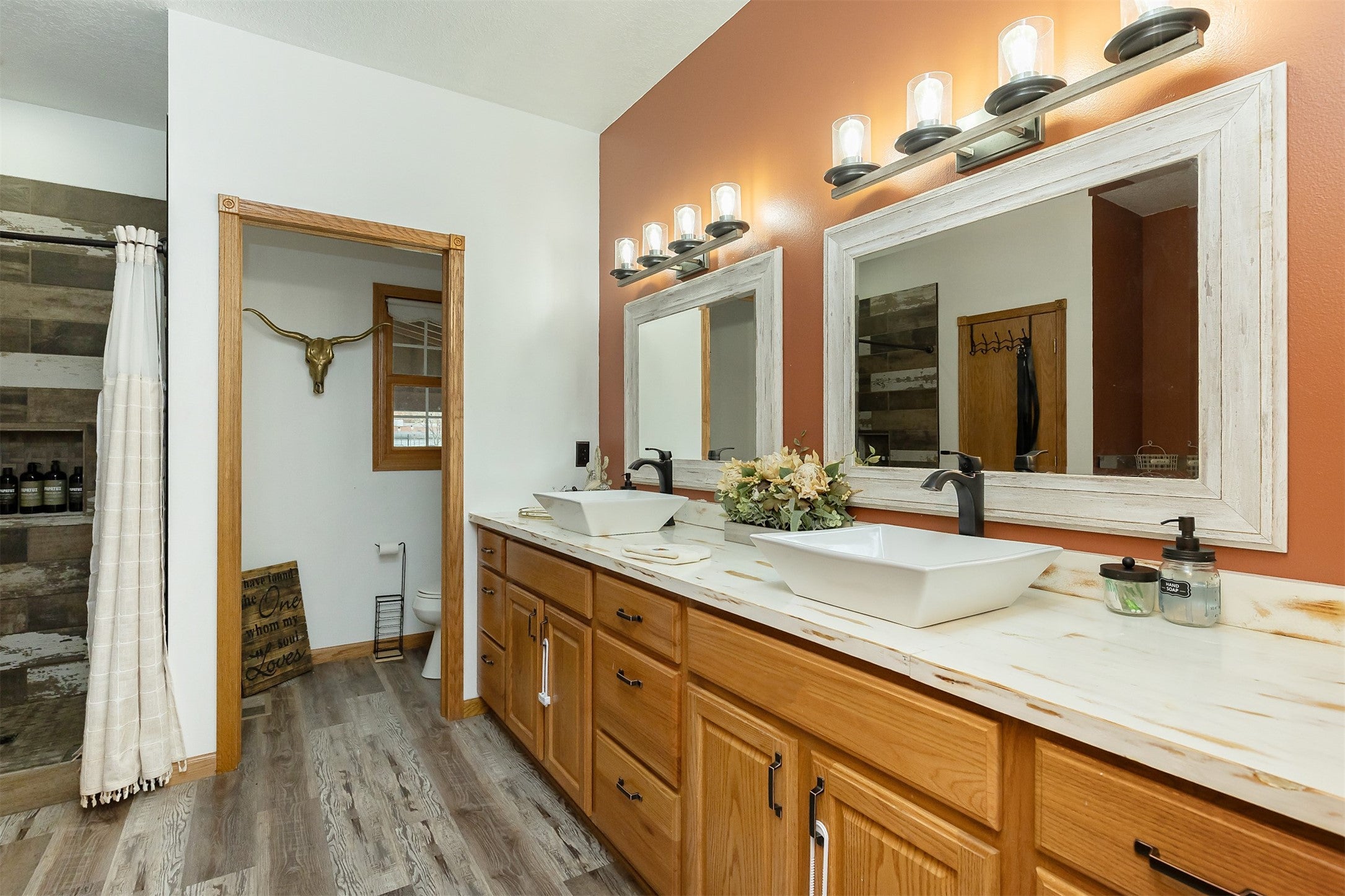 Johnston, Iowa, 50131, United States, 4 Bedrooms Bedrooms, ,3 BathroomsBathrooms,Residential,Active,1993960