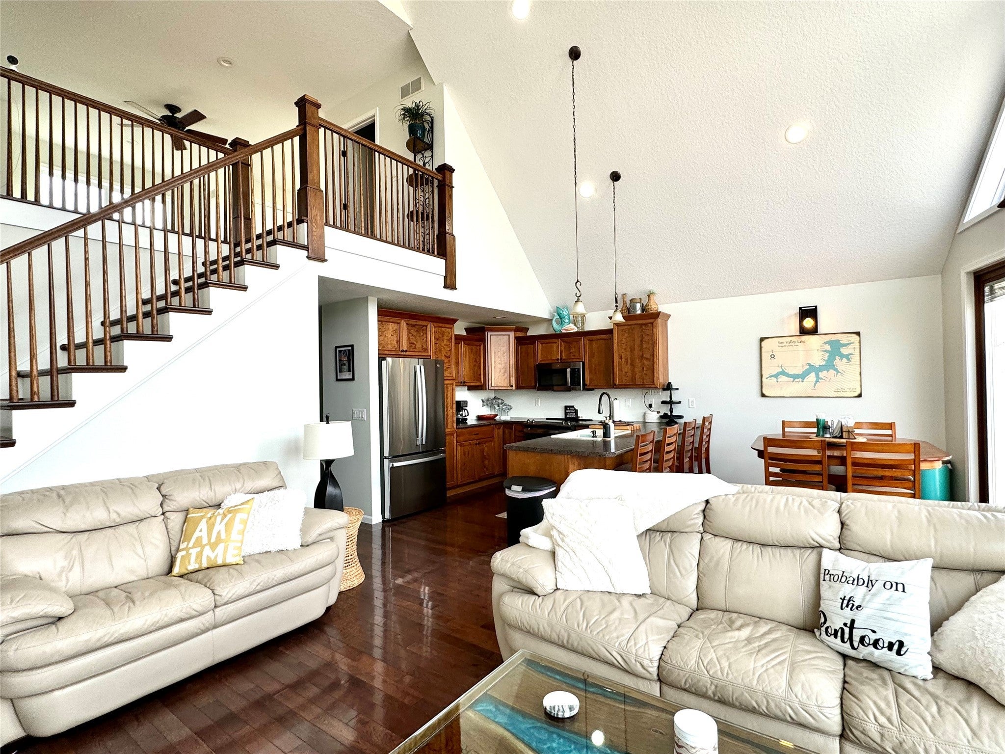 Ellston, Iowa, 50074, United States, 4 Bedrooms Bedrooms, ,3 BathroomsBathrooms,Residential,Active,1945187