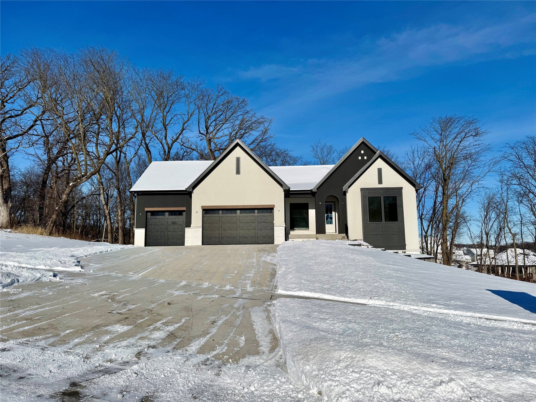 West Des Moines, Iowa, 50266, United States, 4 Bedrooms Bedrooms, ,4 BathroomsBathrooms,Residential,Active,2003556