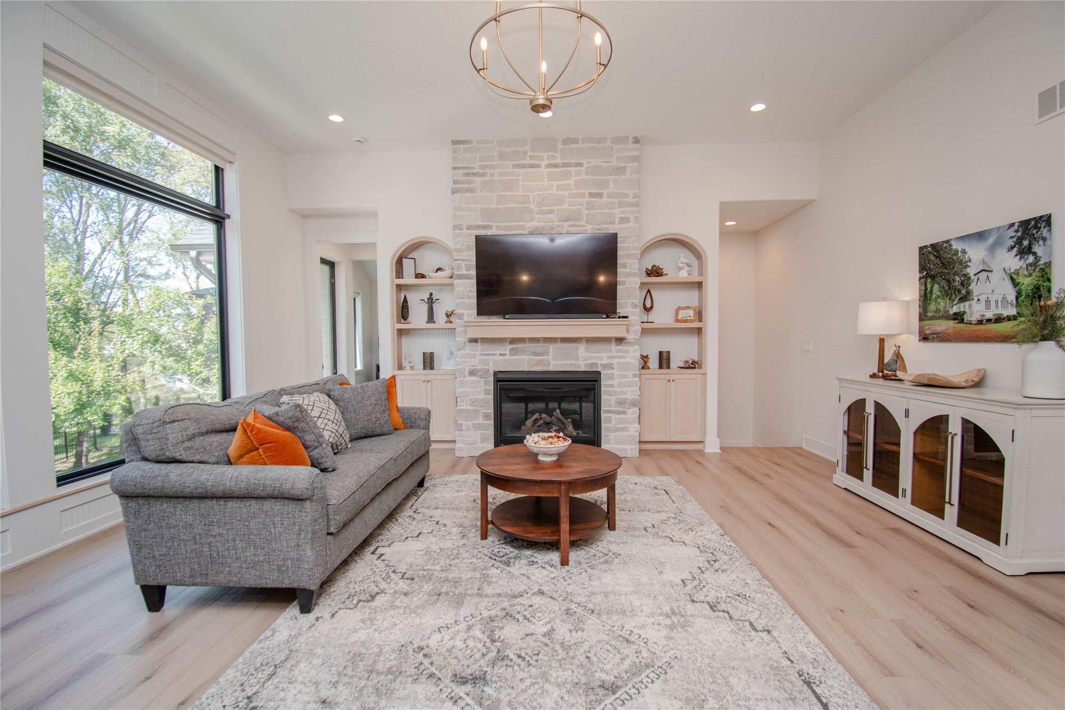 Clive, Iowa, 50325, United States, 4 Bedrooms Bedrooms, ,5 BathroomsBathrooms,Residential,Active,1964297