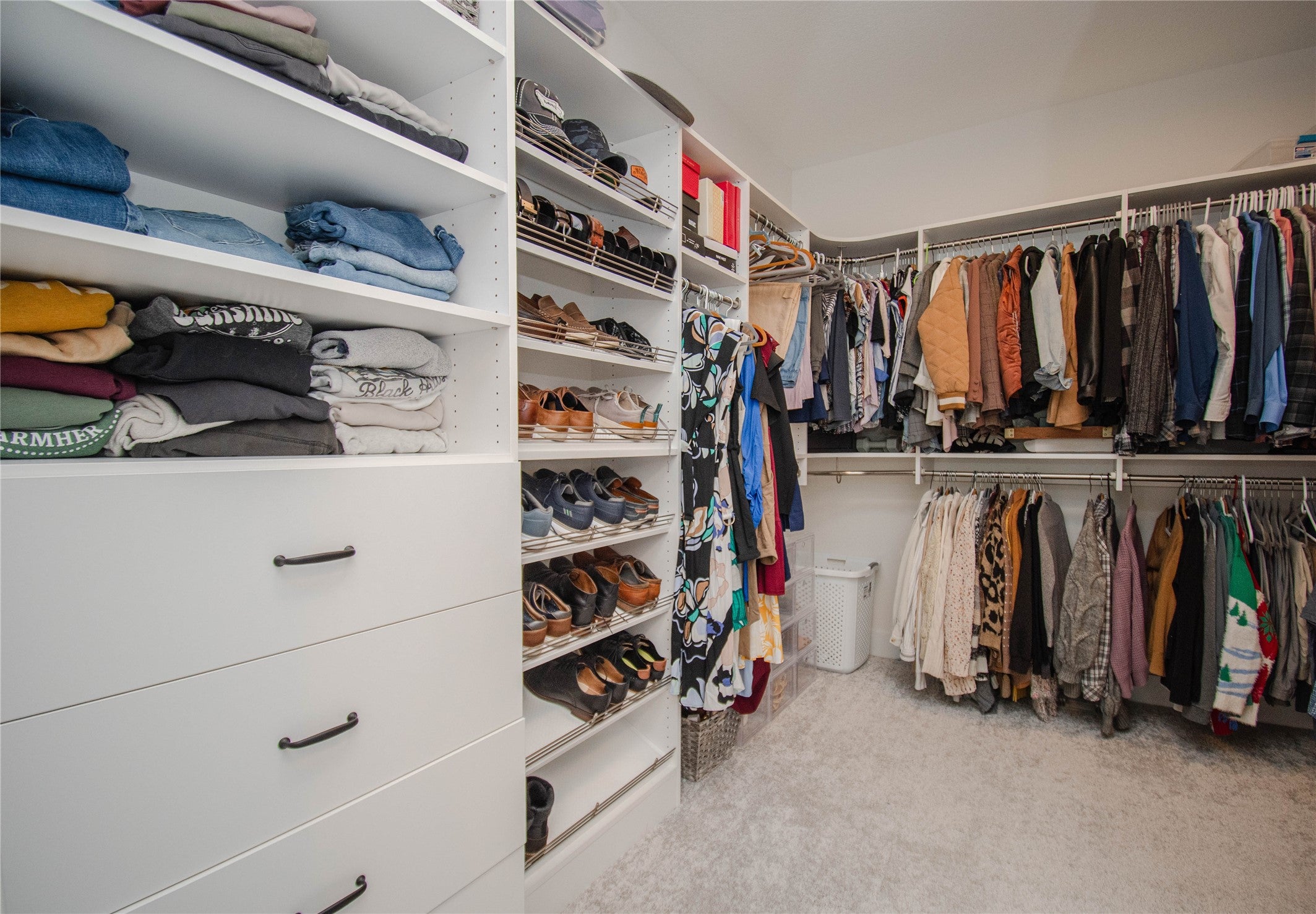 Clive, Iowa, 50325, United States, 4 Bedrooms Bedrooms, ,5 BathroomsBathrooms,Residential,Active,1964297