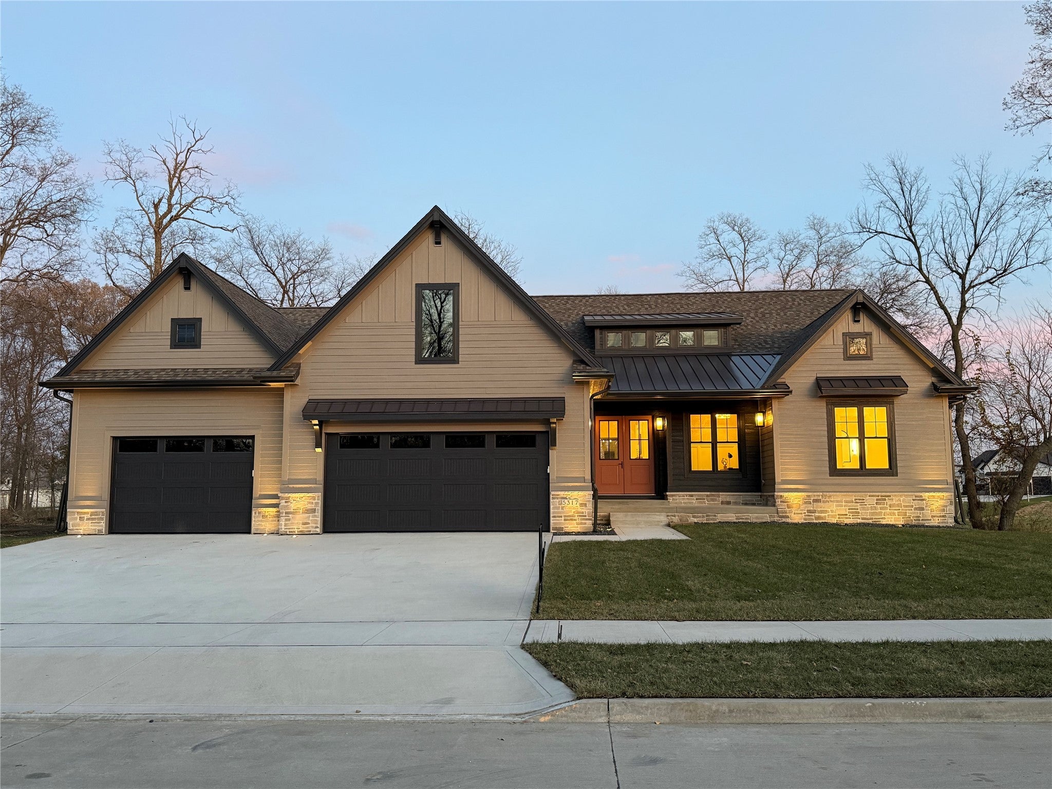 Waukee, Iowa, 50263, United States, 4 Bedrooms Bedrooms, ,5 BathroomsBathrooms,Residential,Active,1968122