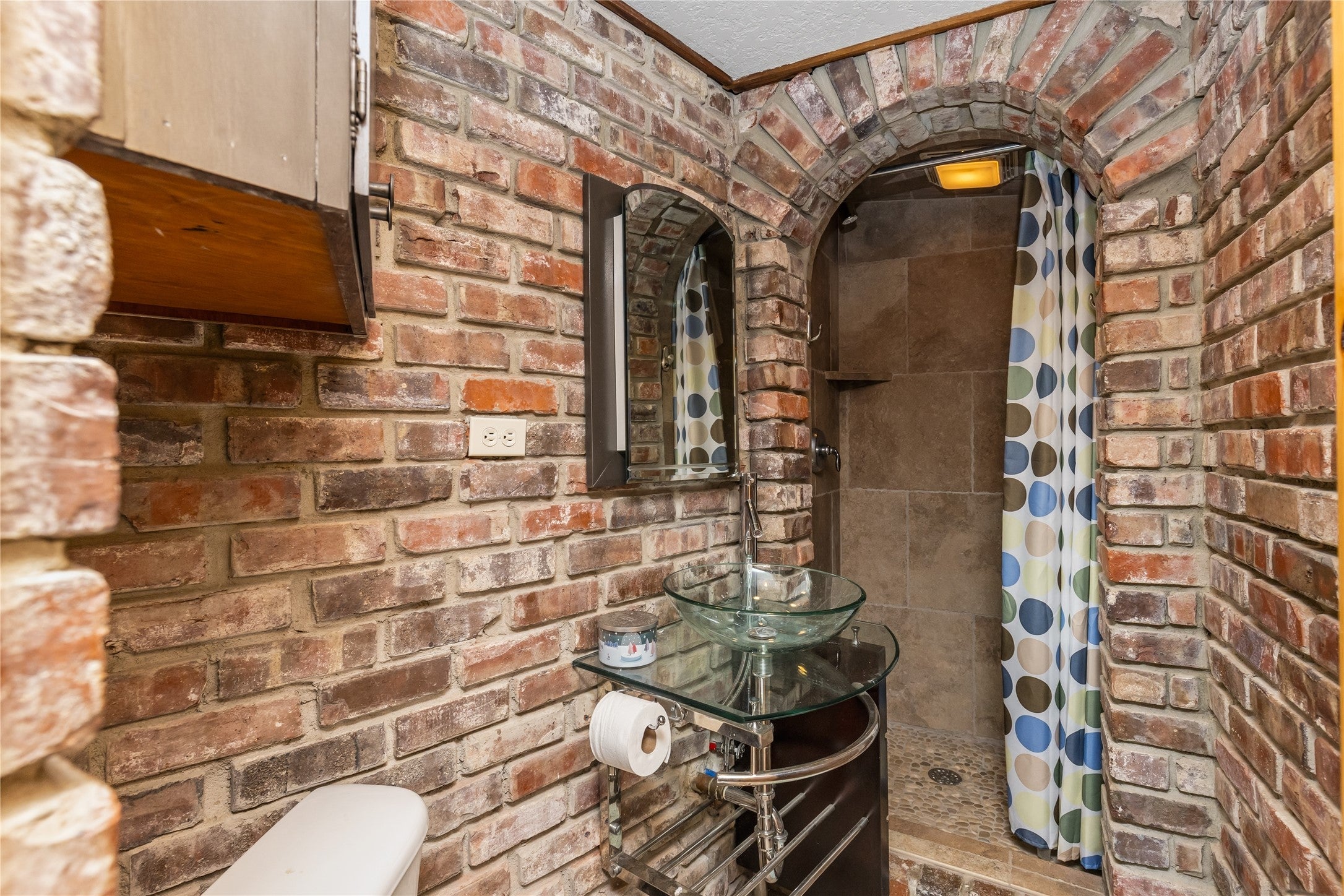 Adel, Iowa, 50003, United States, 3 Bedrooms Bedrooms, ,3 BathroomsBathrooms,Residential,Active,1971020