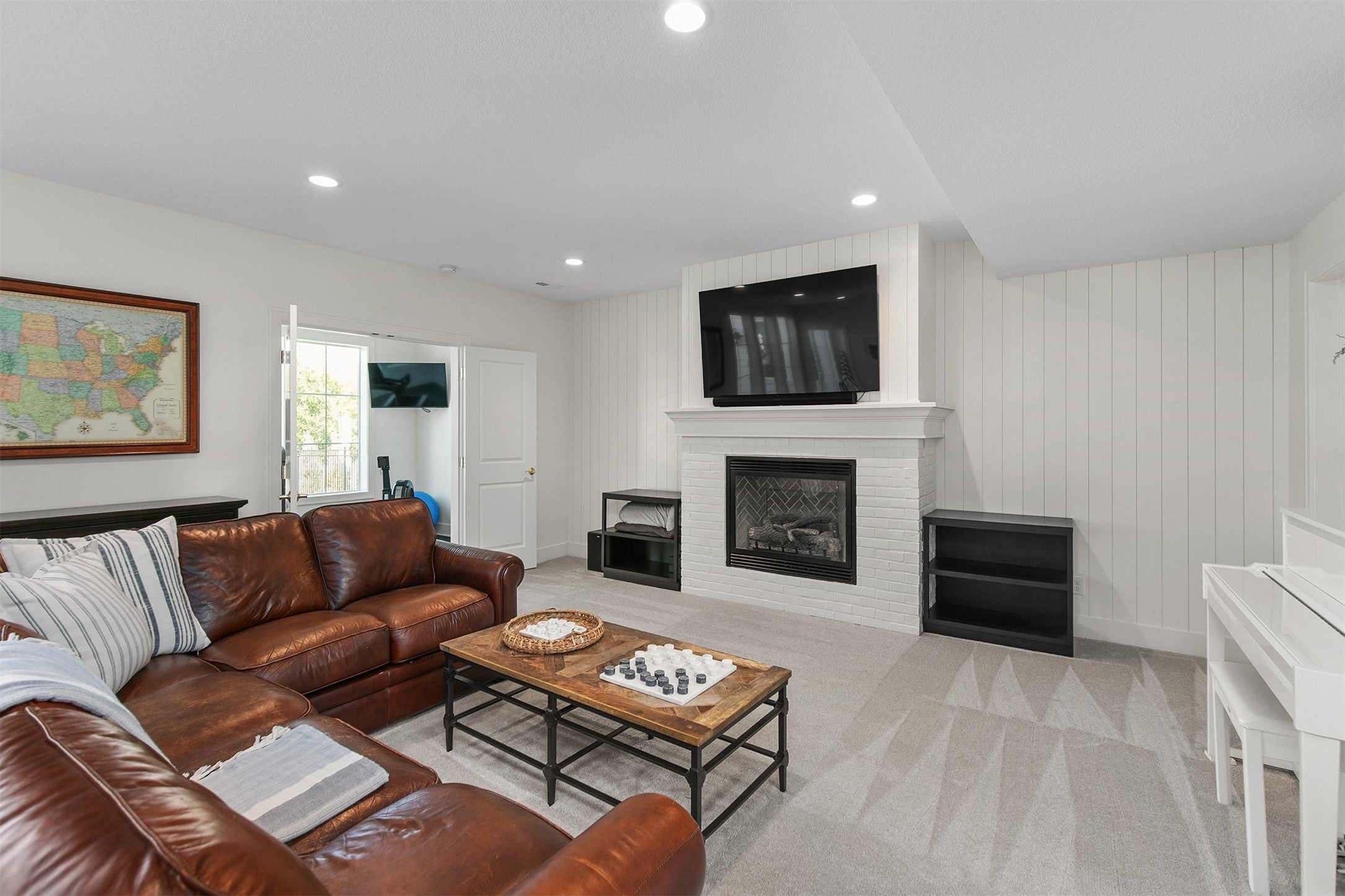 Clive, Iowa, 50325, United States, 6 Bedrooms Bedrooms, ,6 BathroomsBathrooms,Residential,Active,2007070