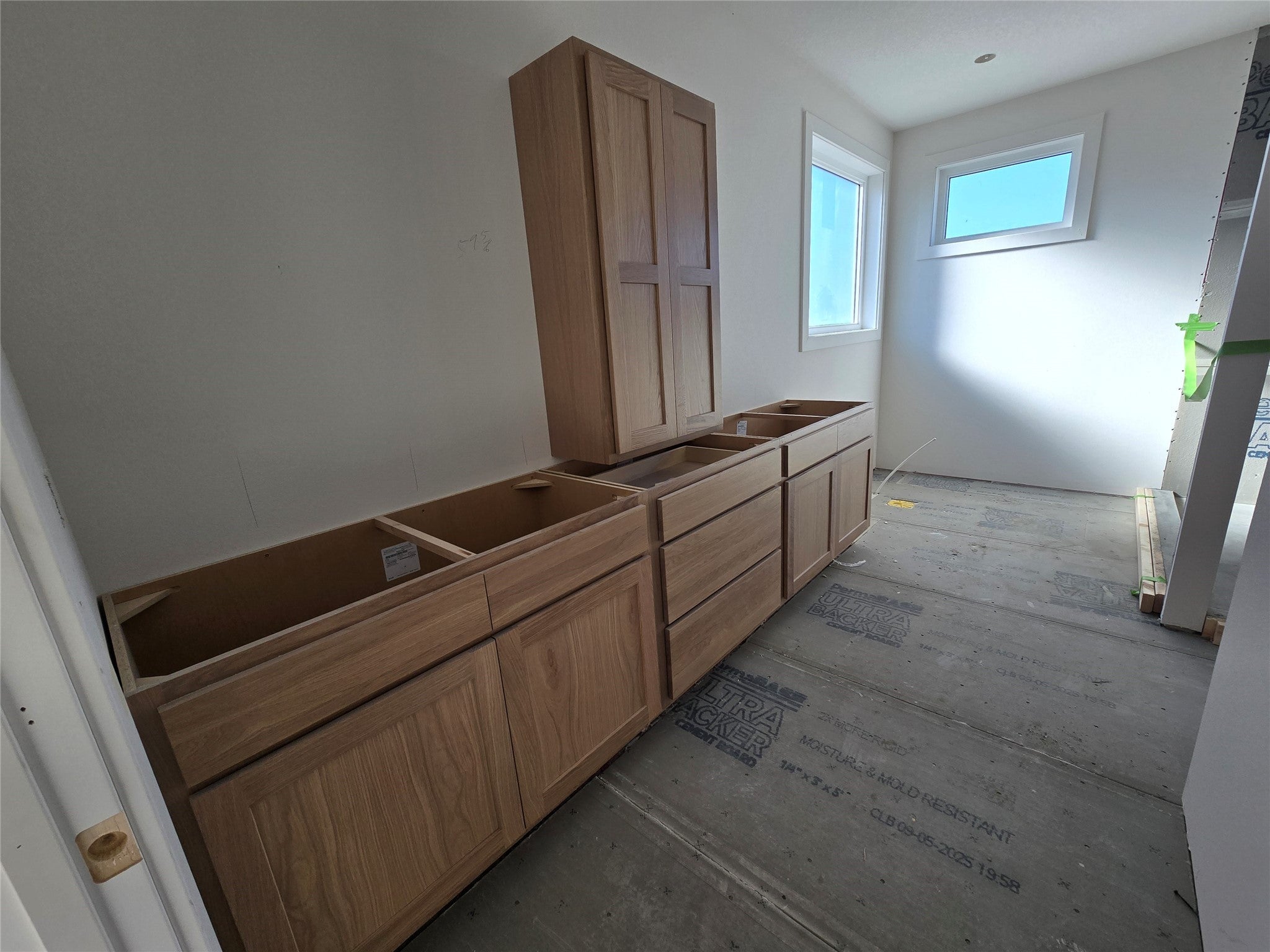 Urbandale, Iowa, 50323, United States, 6 Bedrooms Bedrooms, ,6 BathroomsBathrooms,Residential,Active,1914612