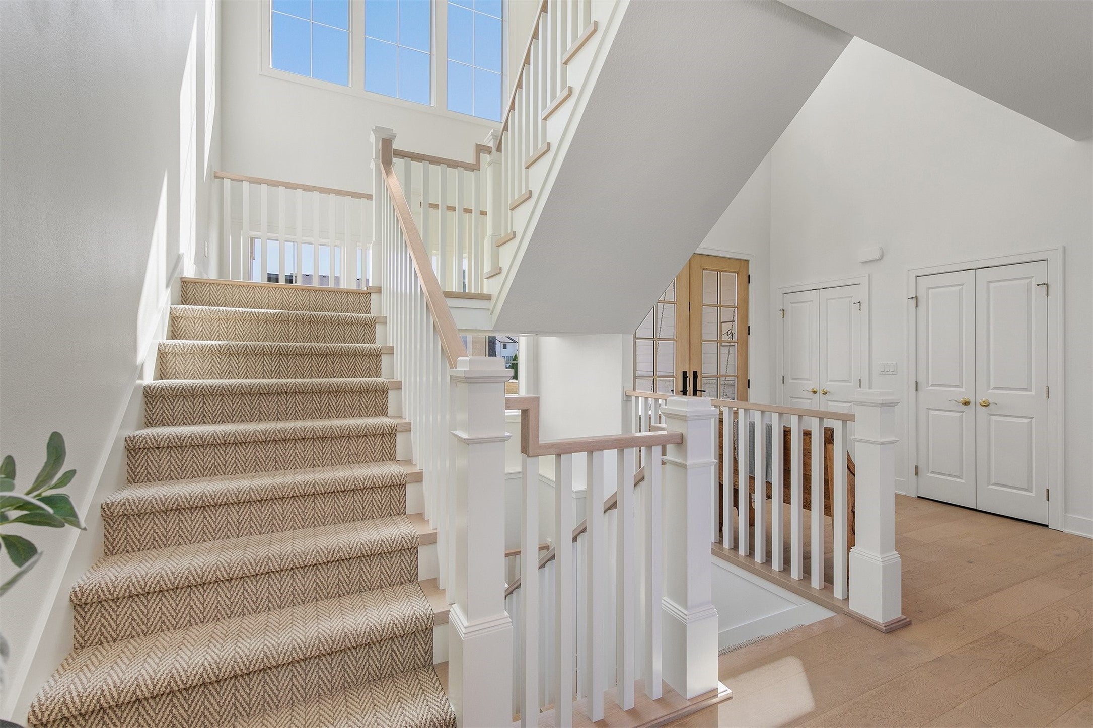 Clive, Iowa, 50325, United States, 6 Bedrooms Bedrooms, ,6 BathroomsBathrooms,Residential,Active,2007070