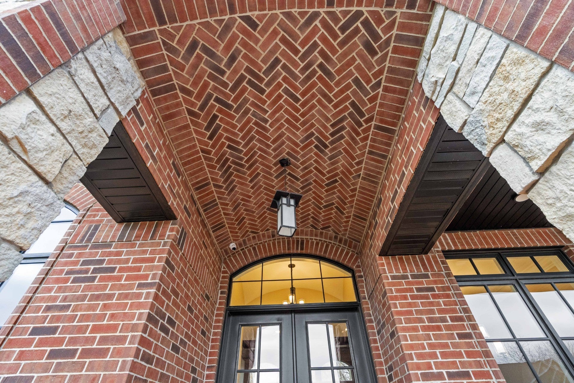 Urbandale, Iowa, 50323, United States, 2 Bedrooms Bedrooms, ,3 BathroomsBathrooms,Residential,Active,1973363