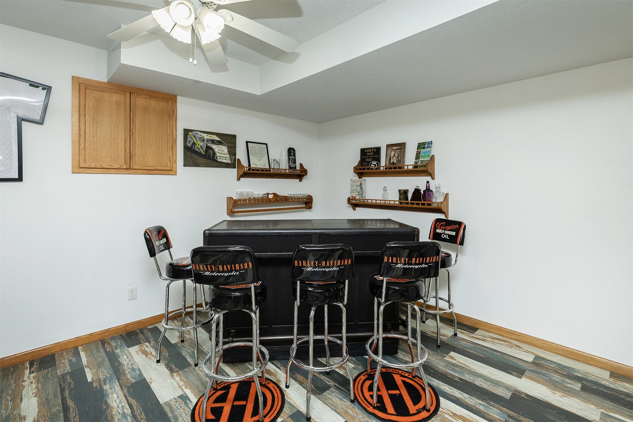 Johnston, Iowa, 50131, United States, 4 Bedrooms Bedrooms, ,3 BathroomsBathrooms,Residential,Active,1993960