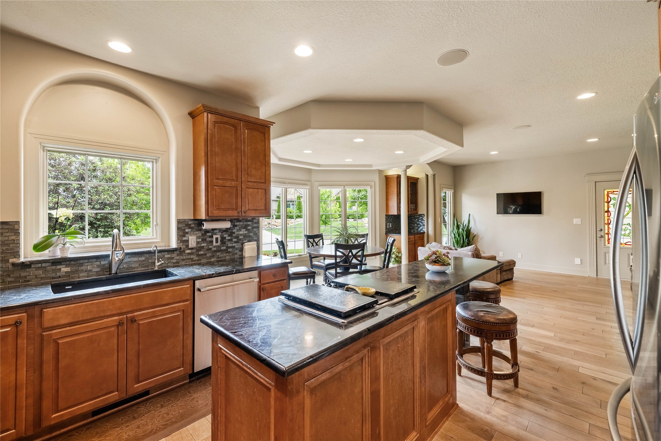 Ankeny, Iowa, 50021, United States, 5 Bedrooms Bedrooms, ,6 BathroomsBathrooms,Residential,Active,1839440