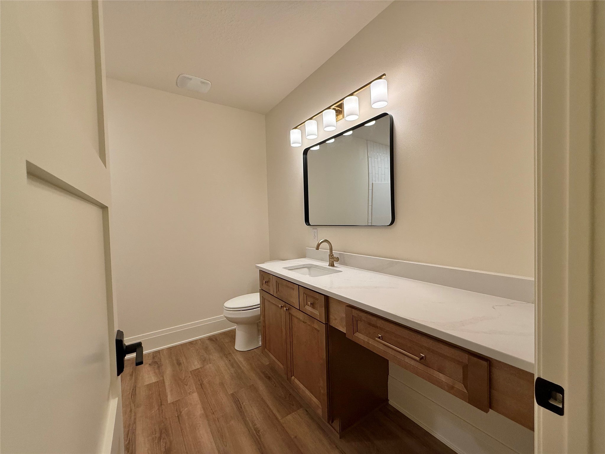 Waukee, Iowa, 50263, United States, 4 Bedrooms Bedrooms, ,5 BathroomsBathrooms,Residential,Active,1968122