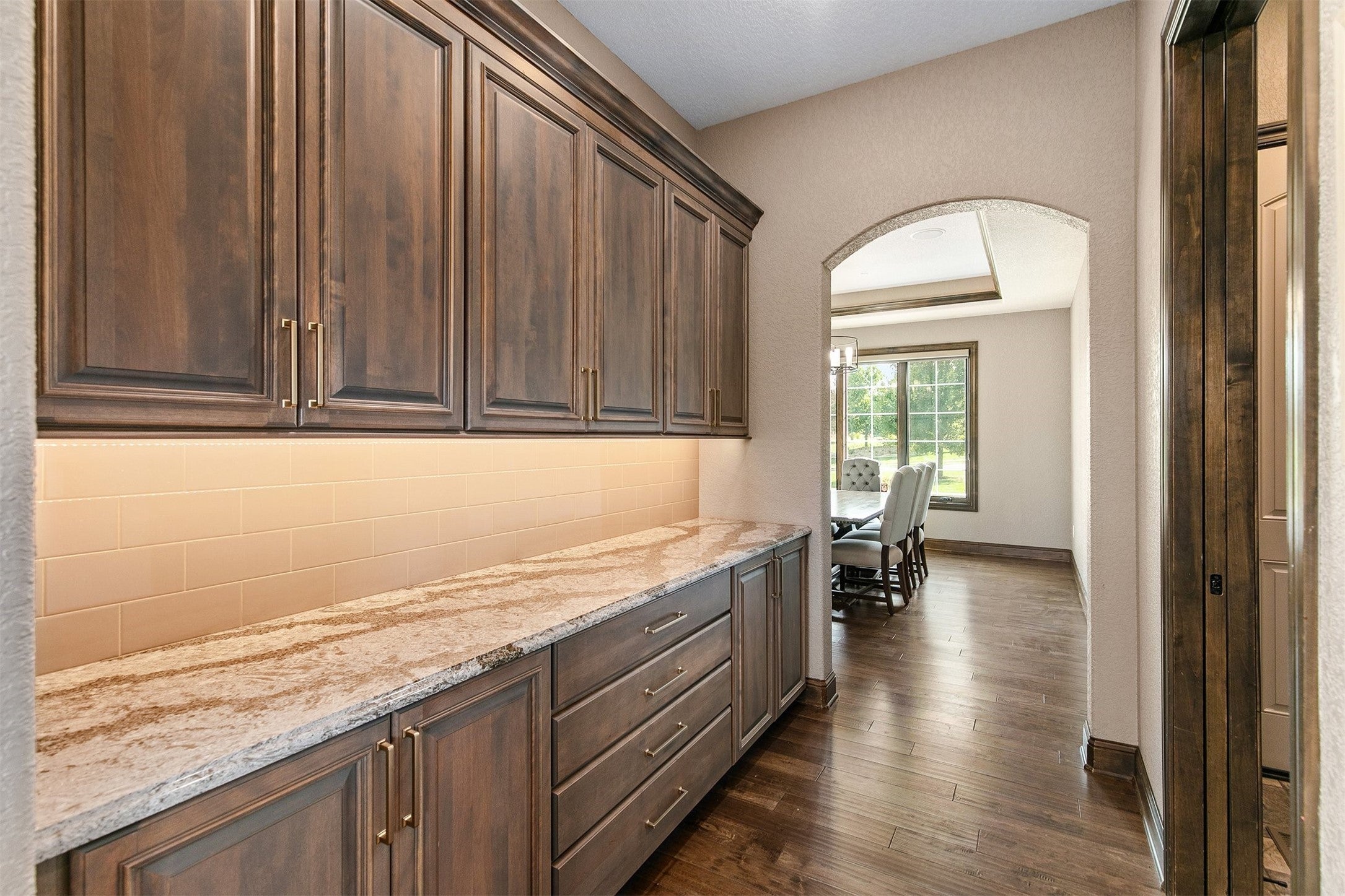 West Des Moines, Iowa, 50266, United States, 6 Bedrooms Bedrooms, ,5 BathroomsBathrooms,Residential,Active,1971022