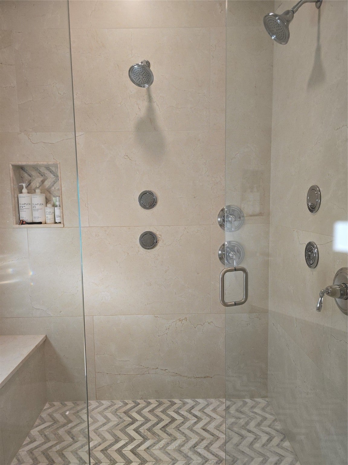 Urbandale, Iowa, 50323, United States, 2 Bedrooms Bedrooms, ,3 BathroomsBathrooms,Residential,Active,1973363