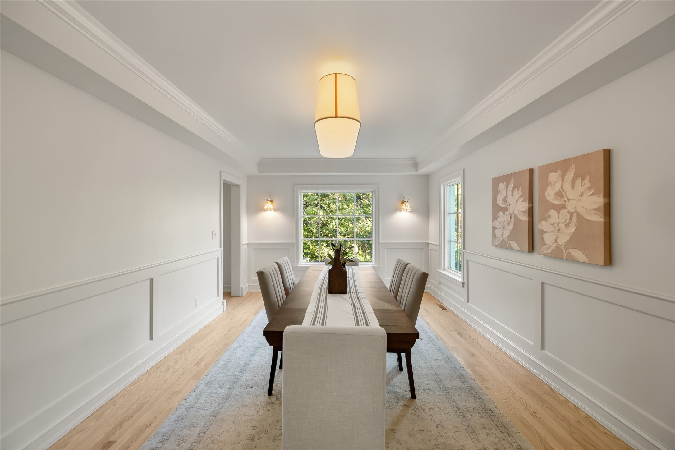 Des Moines, Iowa, 50312, United States, 5 Bedrooms Bedrooms, ,6 BathroomsBathrooms,Residential,Active,1963392