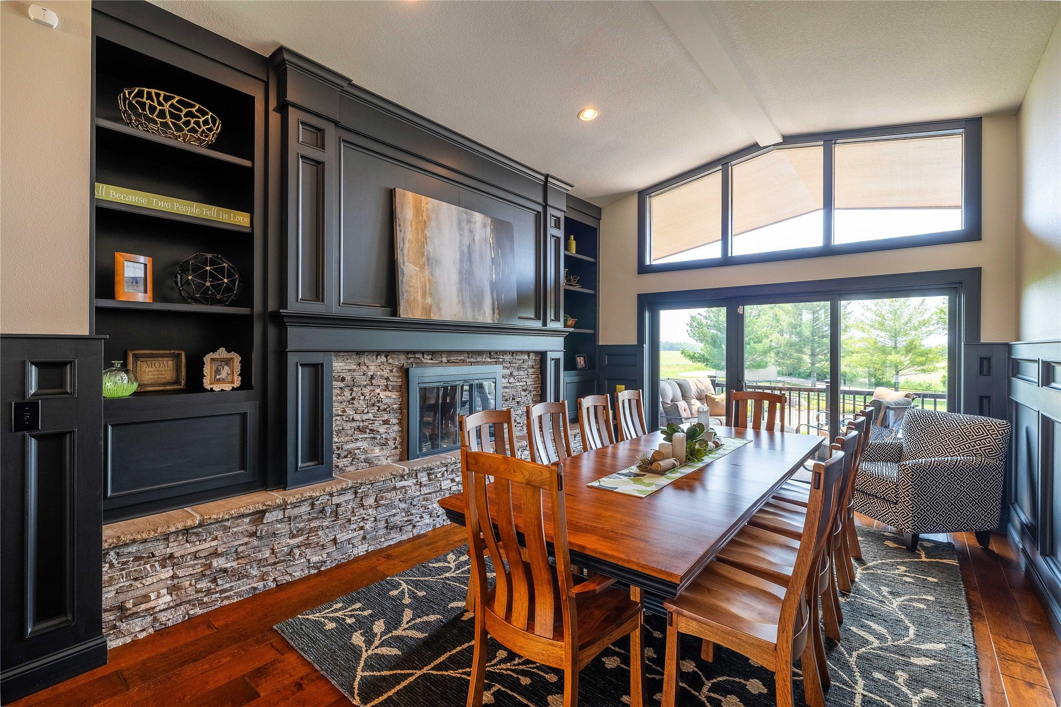 Madrid, Iowa, 50156, United States, 5 Bedrooms Bedrooms, ,6 BathroomsBathrooms,Residential,Active,1904744