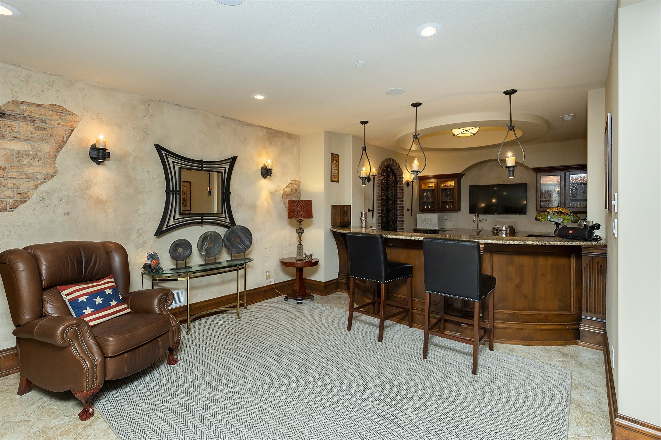 Grimes, Iowa, 50111, United States, 5 Bedrooms Bedrooms, ,7 BathroomsBathrooms,Residential,Active,1971781