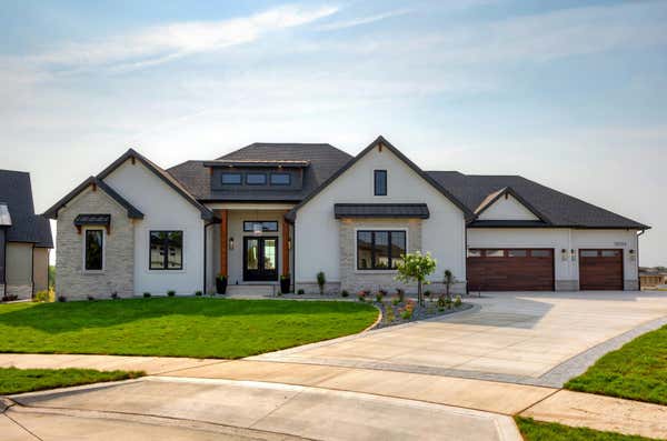 18264 VALLEYVIEW CIR, CLIVE, IA 50325 - Image 1