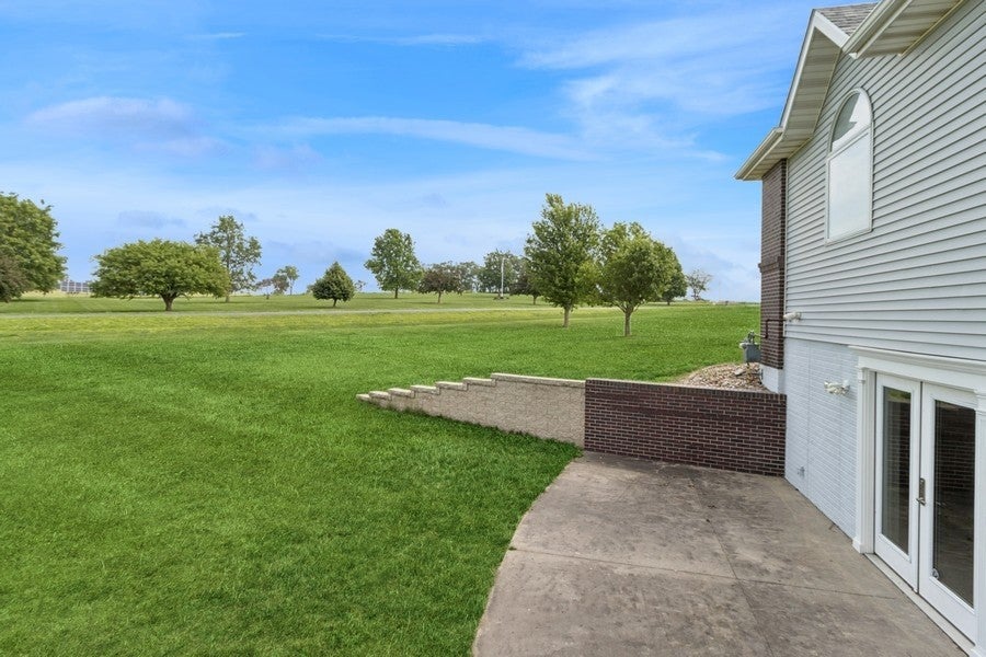 Granger, Iowa, 50109, United States, 3 Bedrooms Bedrooms, ,3 BathroomsBathrooms,Residential,Active,1968368