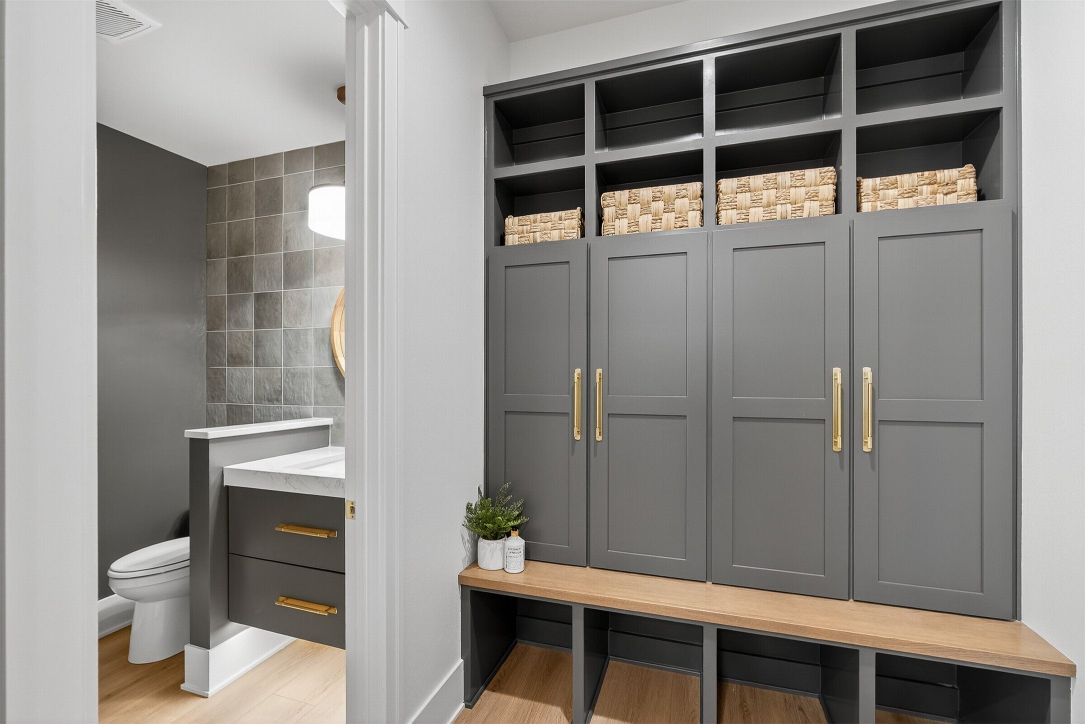 West Des Moines, Iowa, 50266, United States, 6 Bedrooms Bedrooms, ,5 BathroomsBathrooms,Residential,Active,1702108