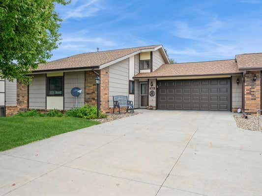 1140 W 18TH ST S APT D, NEWTON, IA 50208 - Image 1