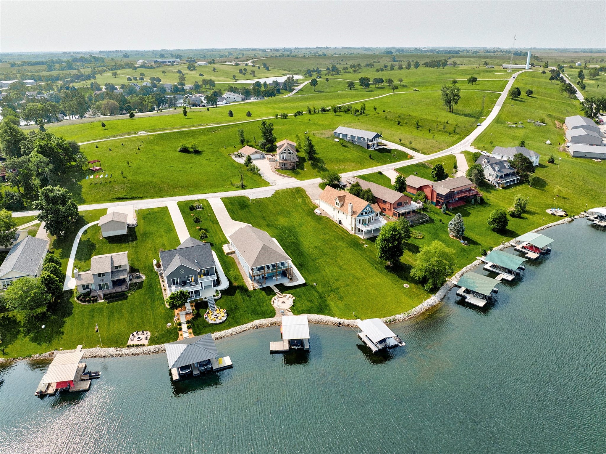 Ellston, Iowa, 50074, United States, 4 Bedrooms Bedrooms, ,3 BathroomsBathrooms,Residential,Active,1945187