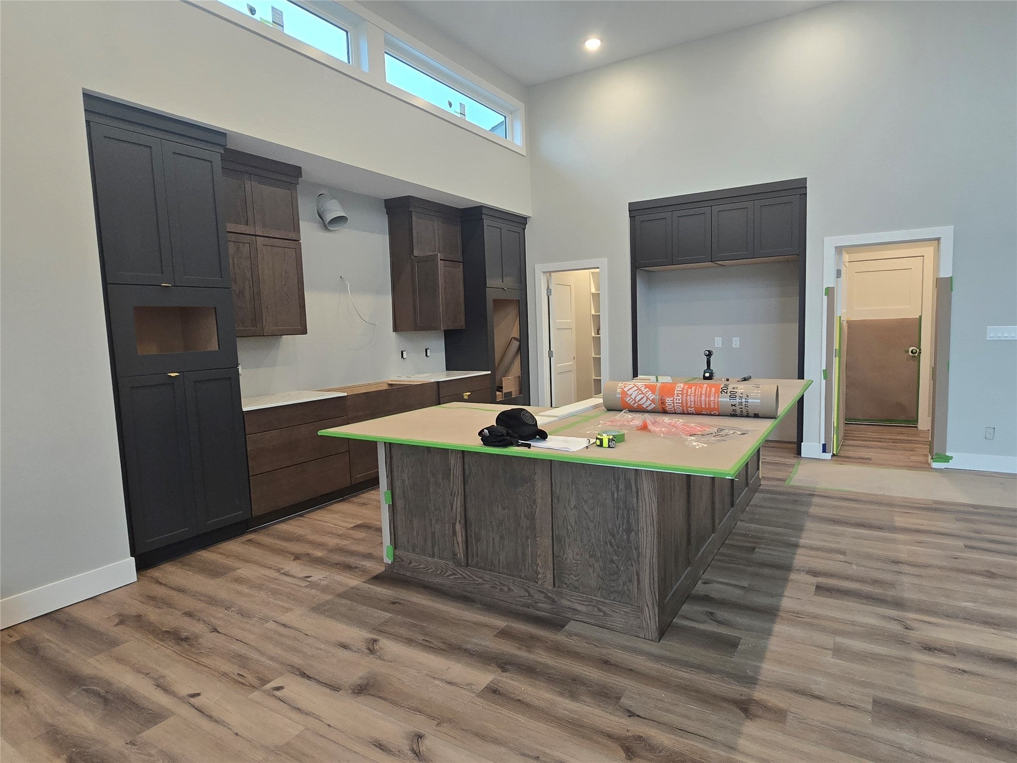 Urbandale, Iowa, 50323, United States, 6 Bedrooms Bedrooms, ,6 BathroomsBathrooms,Residential,Active,1869122