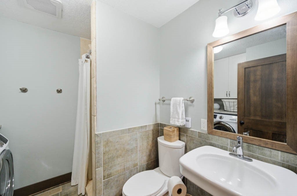 Panora, Iowa, 50216, United States, 4 Bedrooms Bedrooms, ,4 BathroomsBathrooms,Residential,Active,1993669