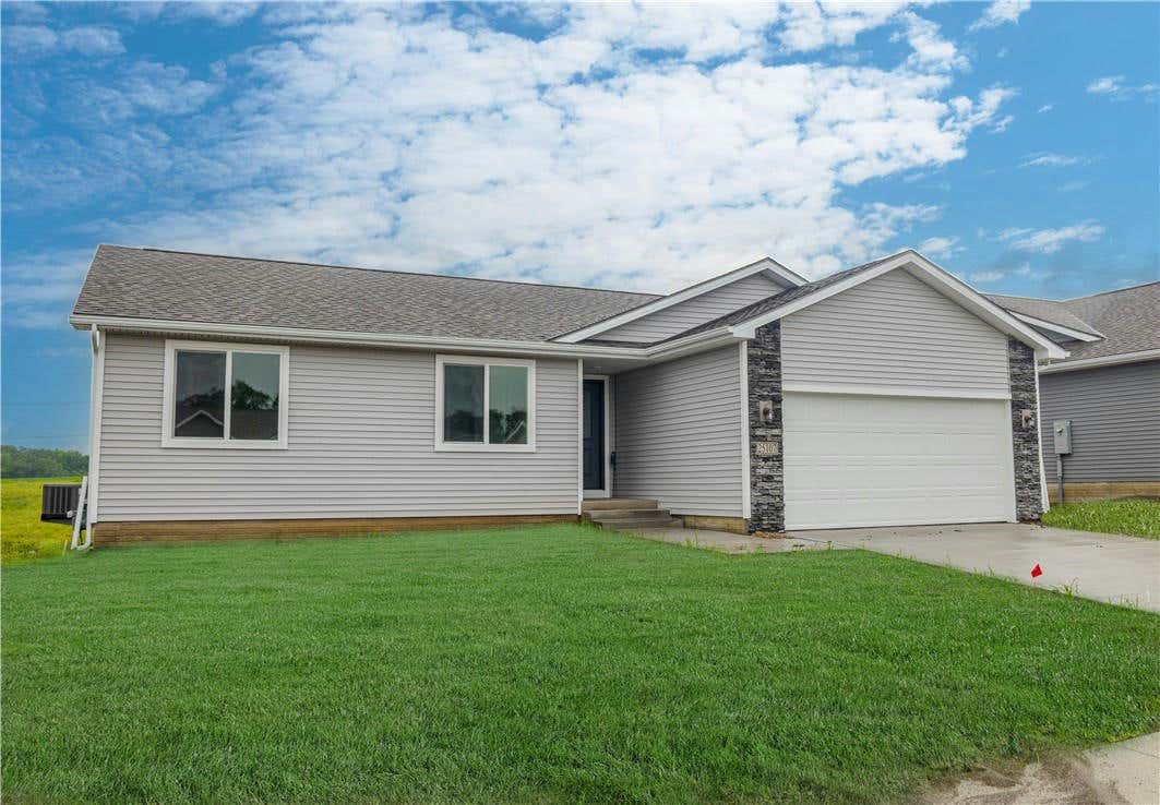 25107 BLUEBIRD CIR, ADEL, IA 50003, photo 1 of 21