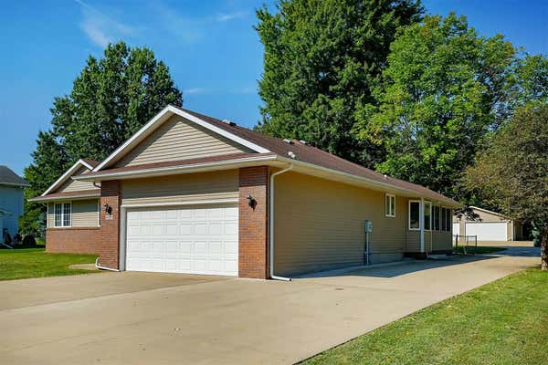 5884 NE 6TH ST, DES MOINES, IA 50313 - Image 1