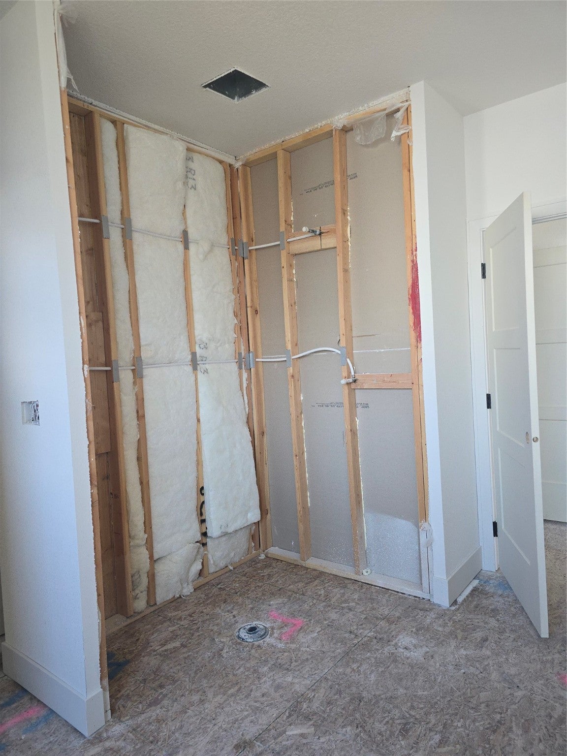 Urbandale, Iowa, 50323, United States, 5 Bedrooms Bedrooms, ,5 BathroomsBathrooms,Residential,Active,2007096