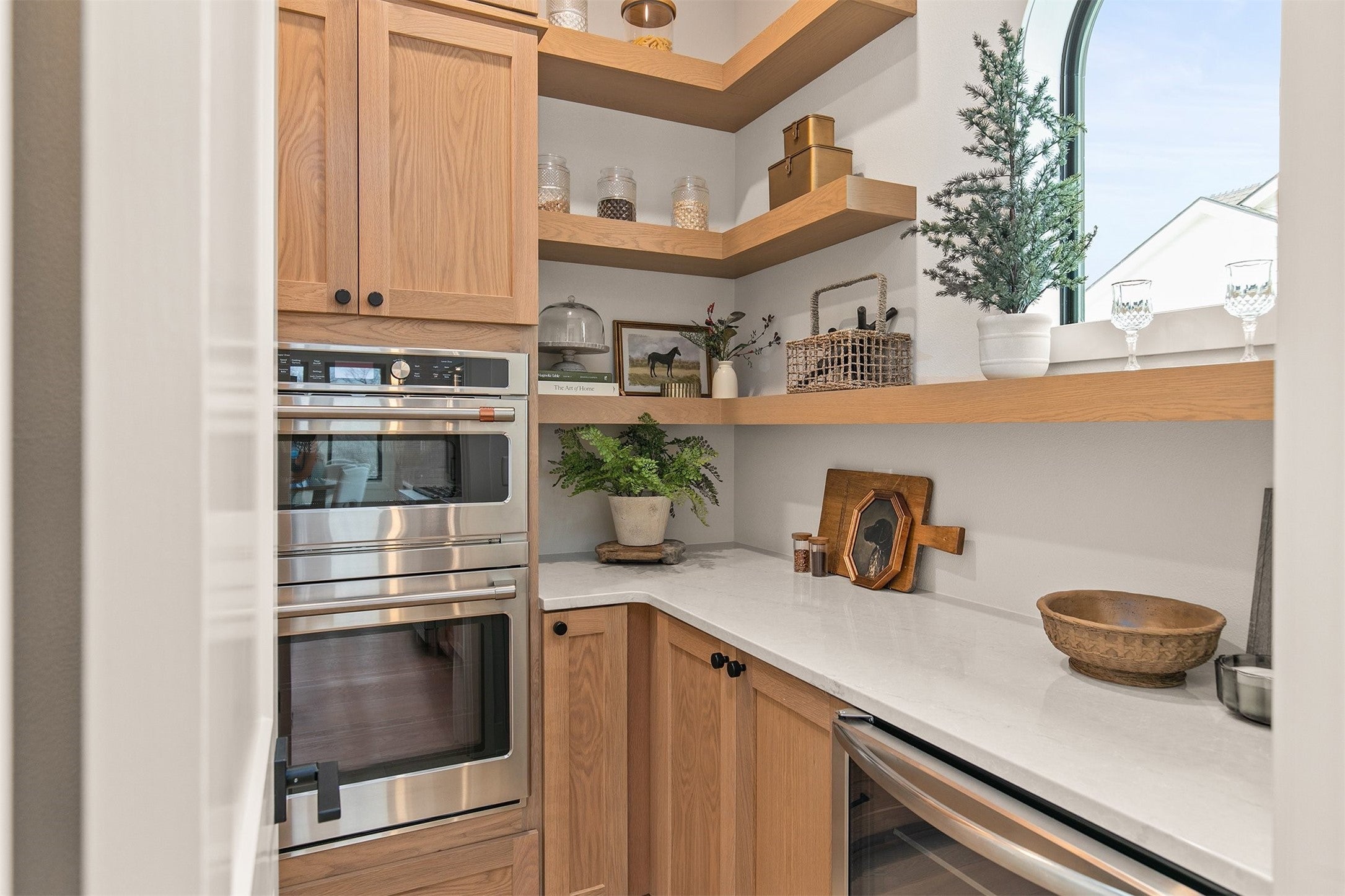 West Des Moines, Iowa, 50266, United States, 4 Bedrooms Bedrooms, ,5 BathroomsBathrooms,Residential,Active,1894164