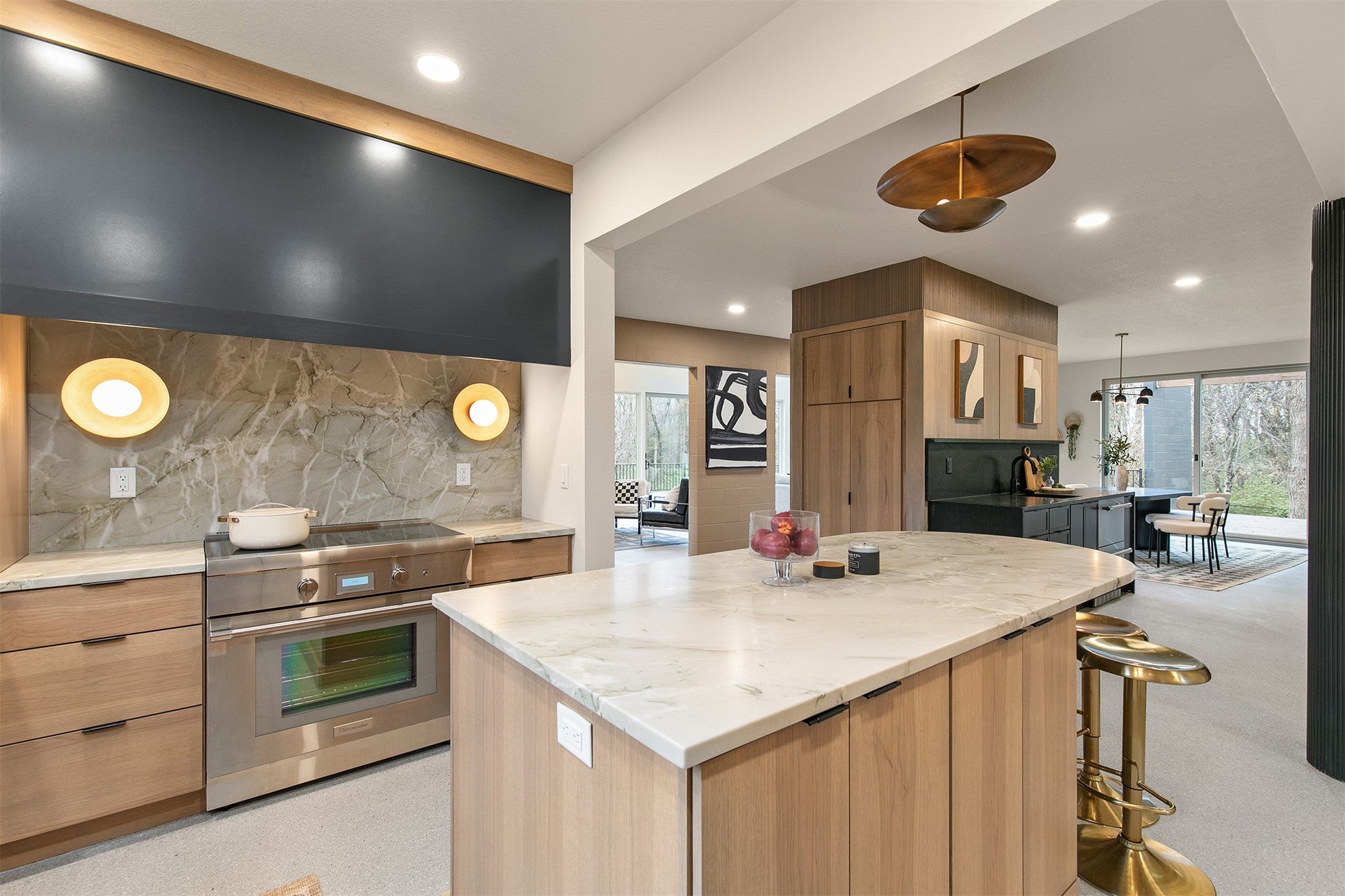 Ankeny, Iowa, 50023, United States, 5 Bedrooms Bedrooms, ,4 BathroomsBathrooms,Residential,Active,1998590