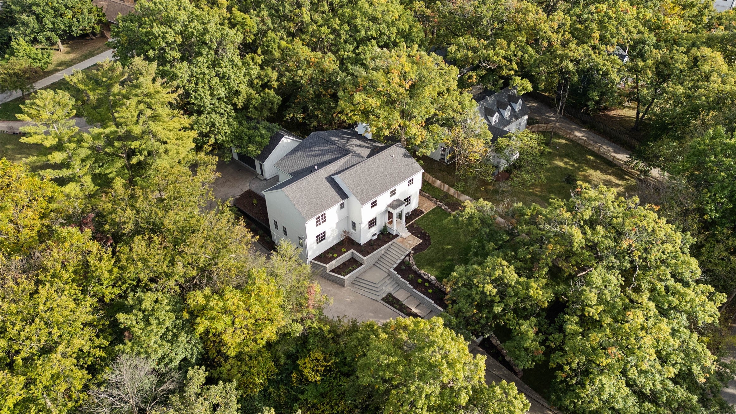 Des Moines, Iowa, 50312, United States, 5 Bedrooms Bedrooms, ,6 BathroomsBathrooms,Residential,Active,1963392