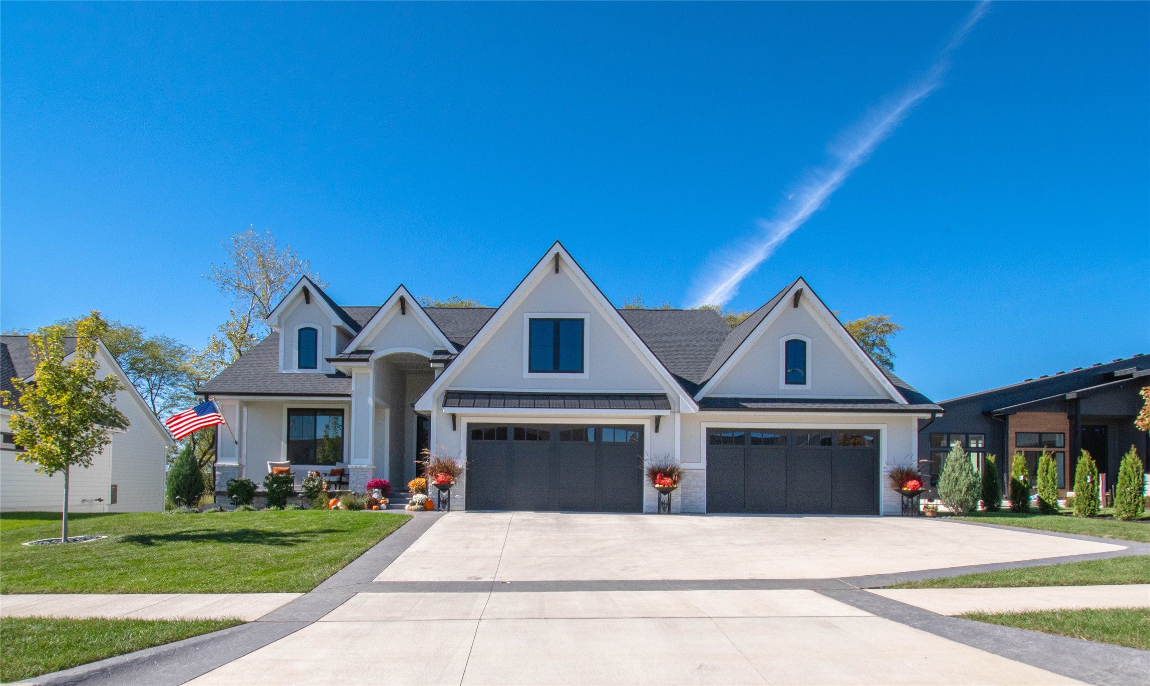 Clive, Iowa, 50325, United States, 4 Bedrooms Bedrooms, ,5 BathroomsBathrooms,Residential,Active,1964297