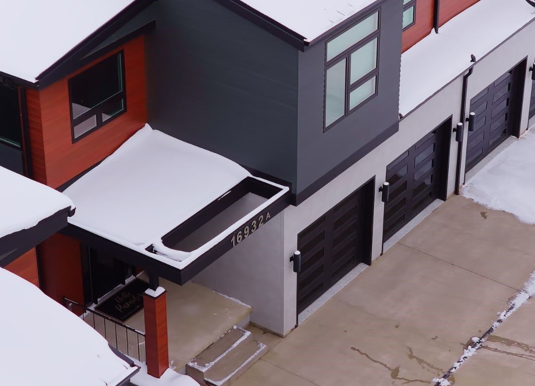 Spirit Lake, Iowa, 51360, United States, 7 Bedrooms Bedrooms, ,6 BathroomsBathrooms,Residential,Active,2007135