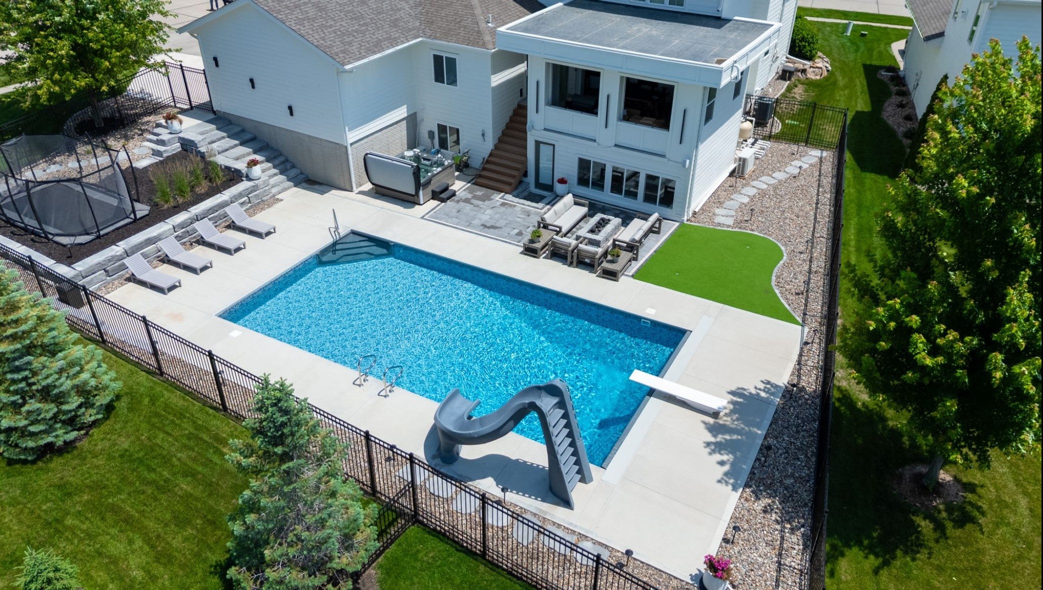 Clive, Iowa, 50325, United States, 5 Bedrooms Bedrooms, ,6 BathroomsBathrooms,Residential,Active,1993639