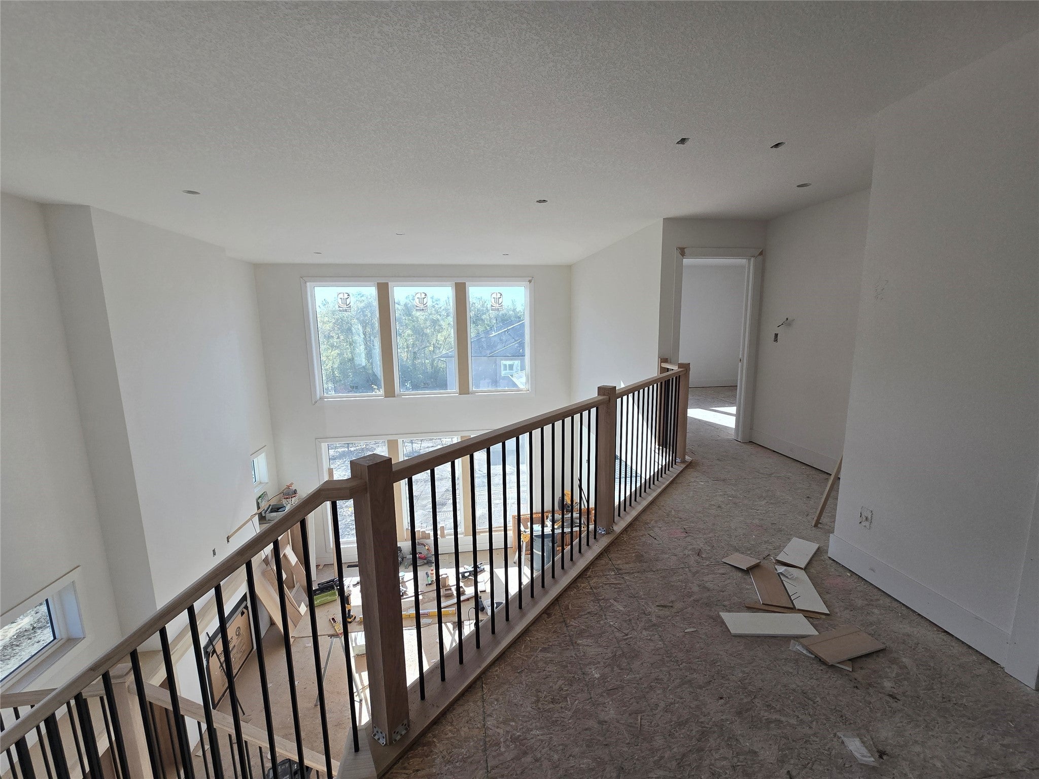 Urbandale, Iowa, 50323, United States, 6 Bedrooms Bedrooms, ,6 BathroomsBathrooms,Residential,Active,1914612