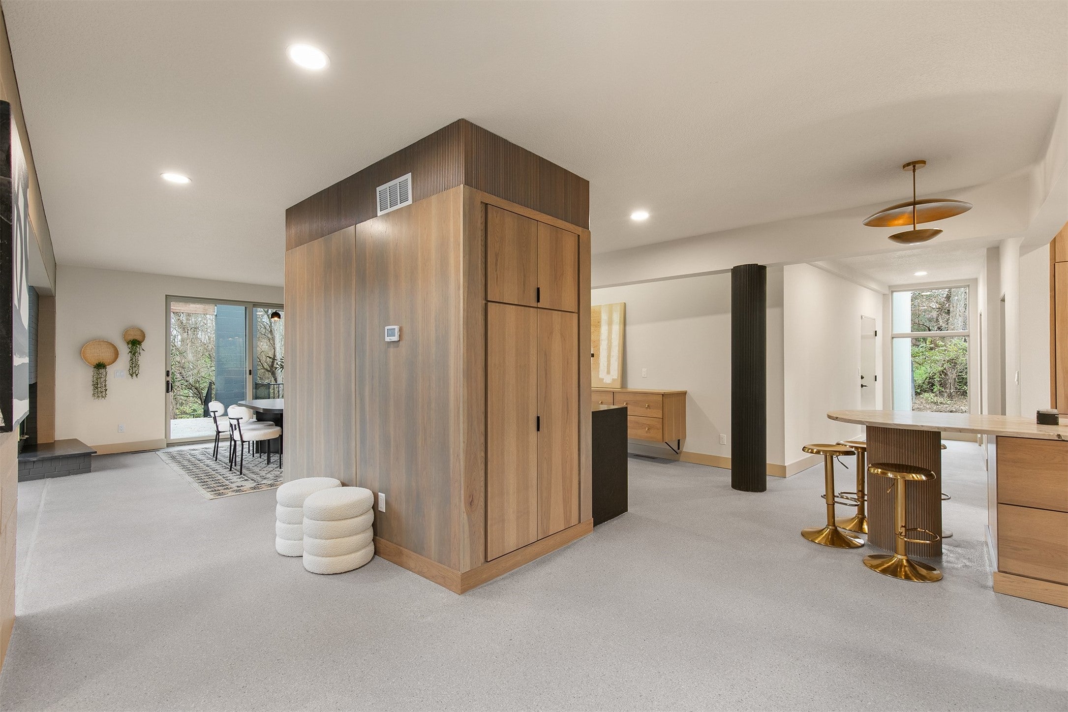 Ankeny, Iowa, 50023, United States, 5 Bedrooms Bedrooms, ,4 BathroomsBathrooms,Residential,Active,1998590