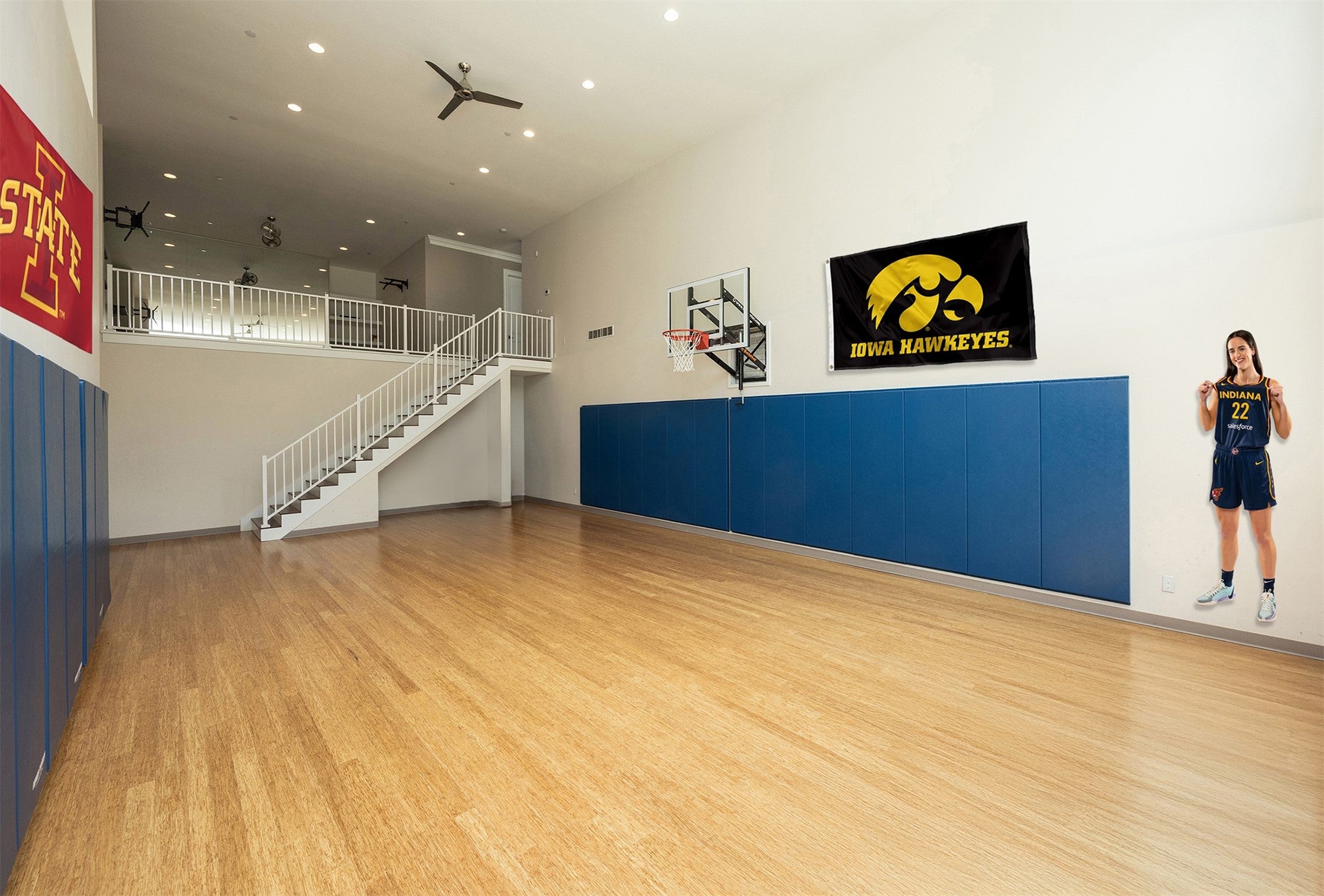 Urbandale, Iowa, 50323, United States, 5 Bedrooms Bedrooms, ,6 BathroomsBathrooms,Residential,Active,2011461