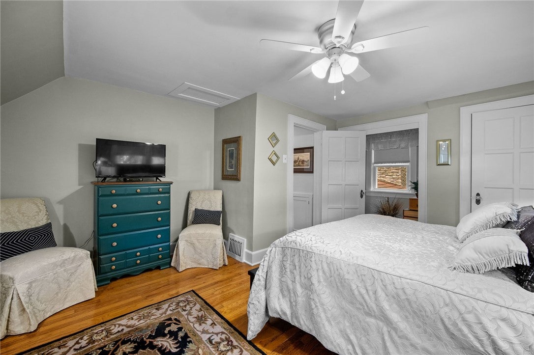 Des Moines, Iowa, 50321, United States, 3 Bedrooms Bedrooms, ,4 BathroomsBathrooms,Residential,Active,2009418