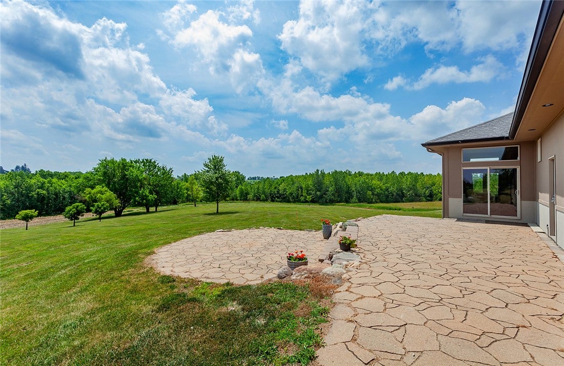 Van Meter, Iowa, 50261, United States, ,4 BathroomsBathrooms,Residential,Active,1757421