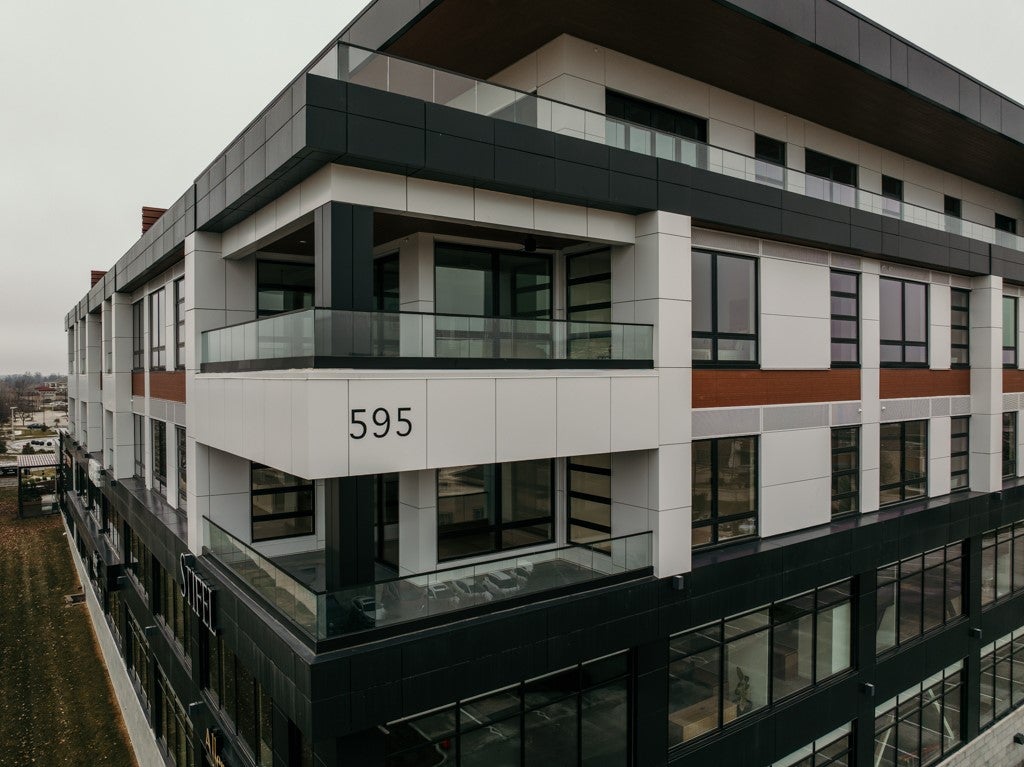 West Des Moines, Iowa, 50266, United States, 2 Bedrooms Bedrooms, ,3 BathroomsBathrooms,Residential,Active,2007148