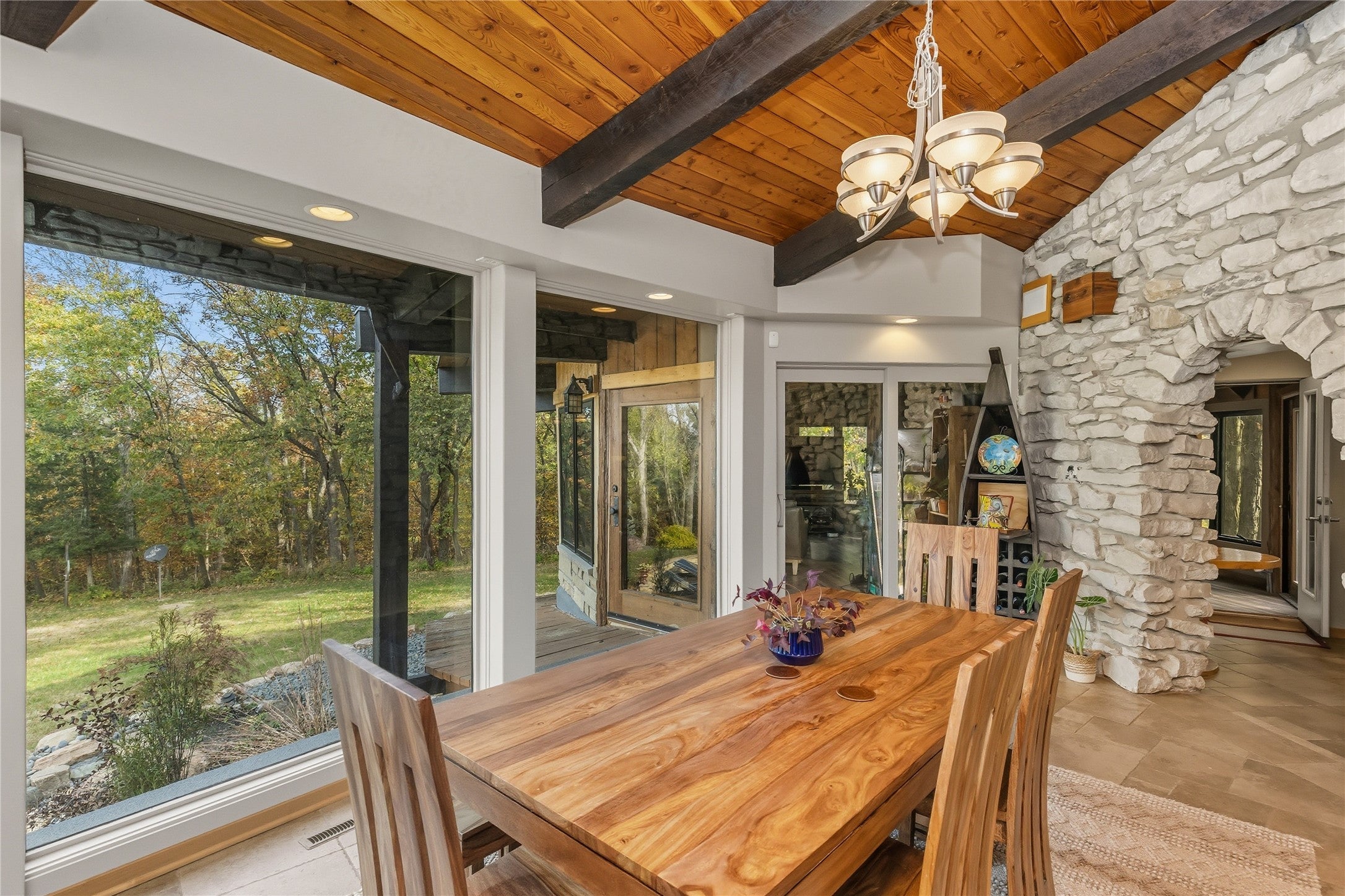 Adel, Iowa, 50003, United States, 3 Bedrooms Bedrooms, ,3 BathroomsBathrooms,Residential,Active,1971020