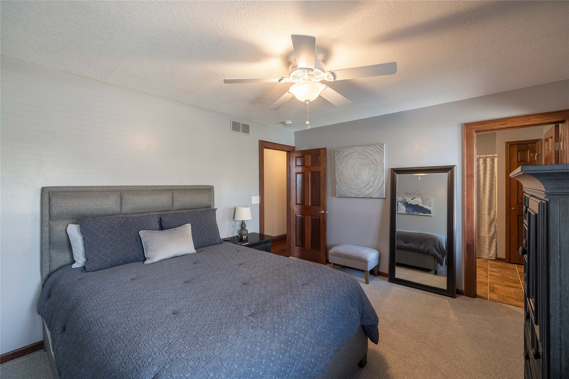 Madrid, Iowa, 50156, United States, 5 Bedrooms Bedrooms, ,6 BathroomsBathrooms,Residential,Active,1904744