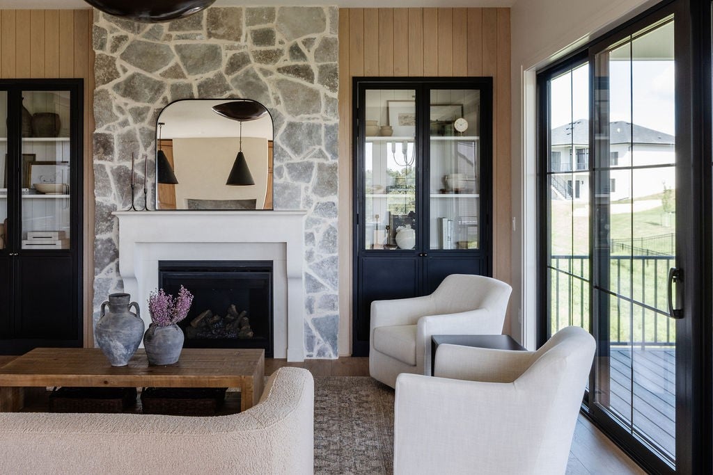 Clive, Iowa, 50325, United States, ,4 BathroomsBathrooms,Residential,Active,1769870