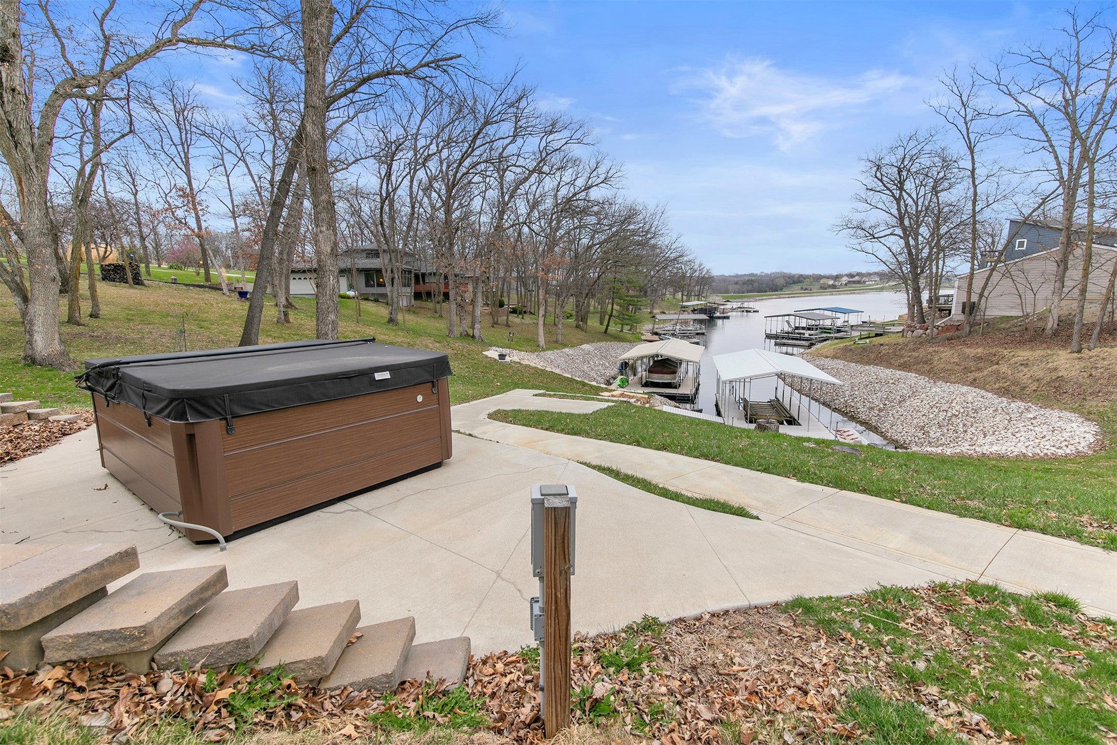 Ellston, Iowa, 50074, United States, 4 Bedrooms Bedrooms, ,3 BathroomsBathrooms,Residential,Active,1769780