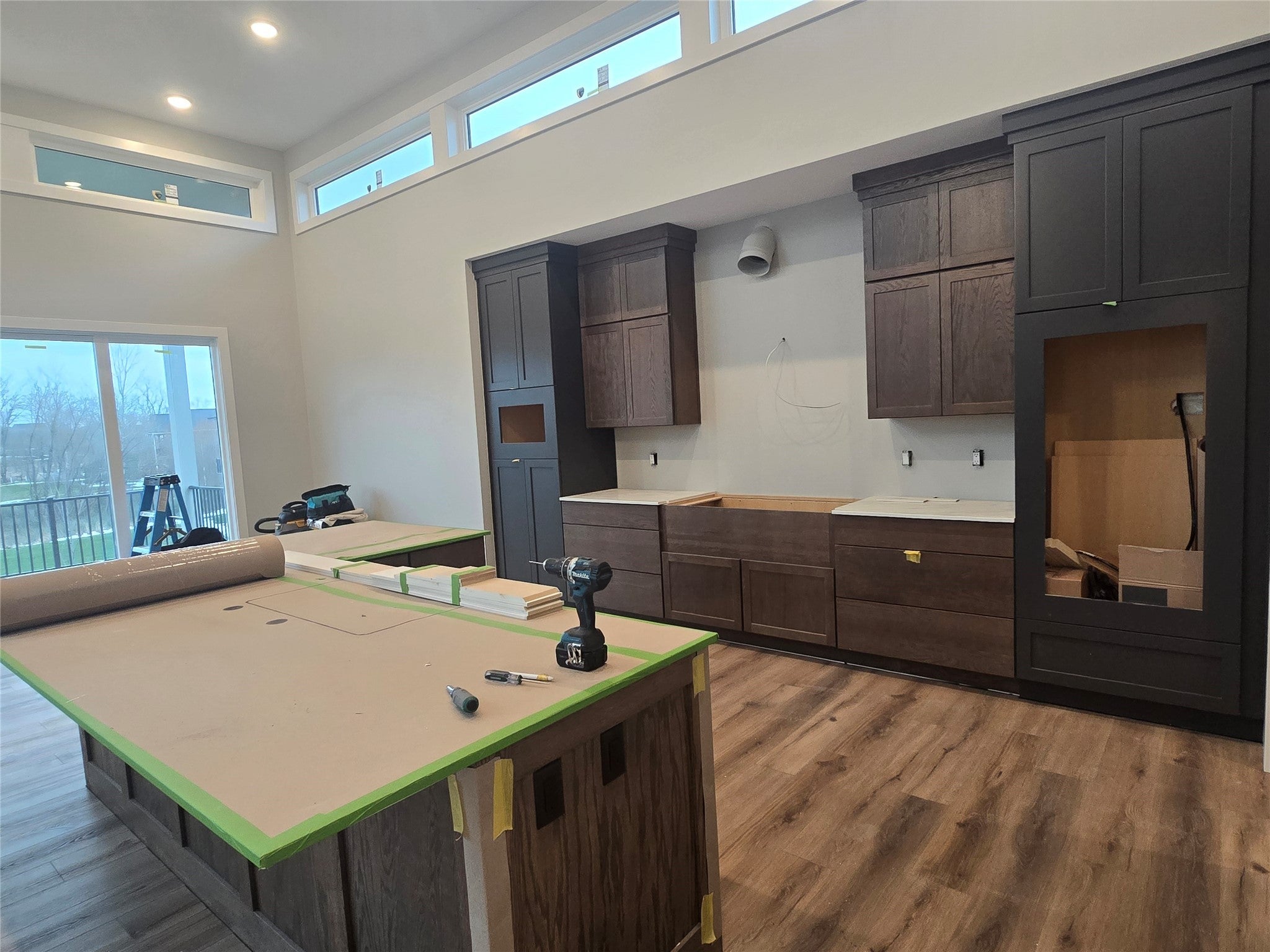 Urbandale, Iowa, 50323, United States, 6 Bedrooms Bedrooms, ,6 BathroomsBathrooms,Residential,Active,1869122