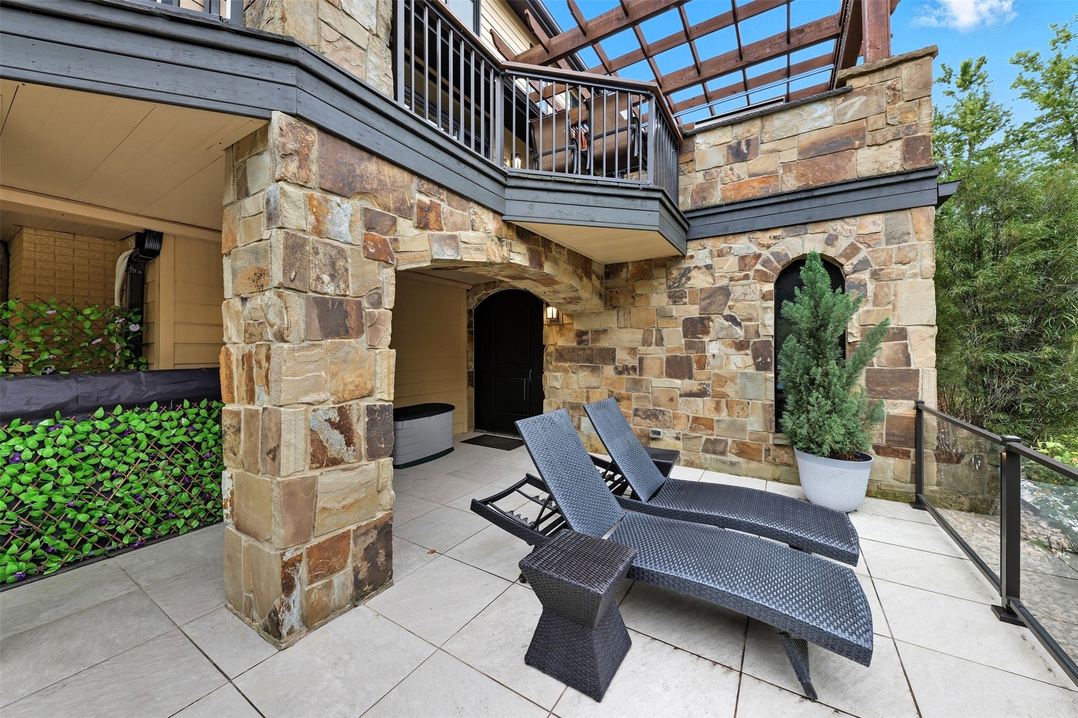 West Des Moines, Iowa, 50266, United States, 5 Bedrooms Bedrooms, ,5 BathroomsBathrooms,Residential,Active,1964503